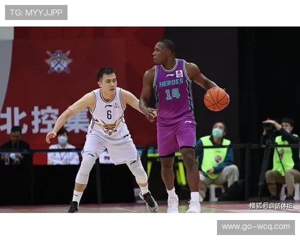 蓝军连战疲态尽显 主帅坦言轮换失误致球队体能下滑 蓝军连战疲态尽显 主帅坦言轮换失误致球队体能下滑