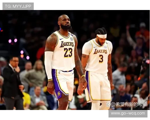 湖人125-109客胜篮网重返西部第五，里夫斯复出引领替补发力